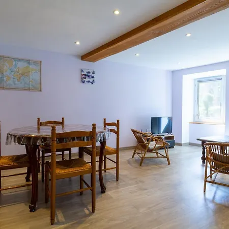Des Ravieres - Vernaison Apartment